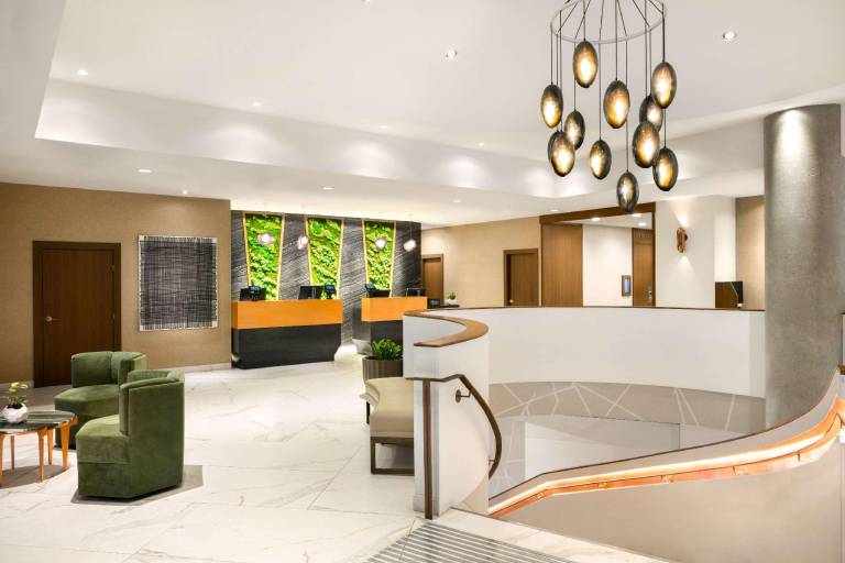 Hilton Vancouver Downtown — photo 2