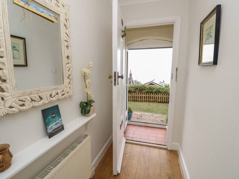 Cottage with garden | Beach view — photo 5