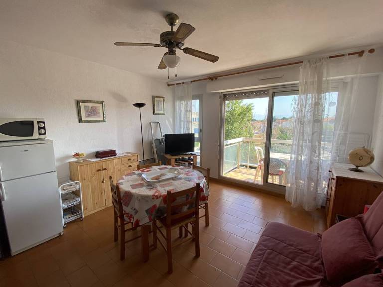 Rental apartment with 1 room for 4 persons — photo 4