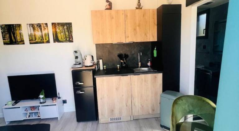 House | Pets allowed — photo 3