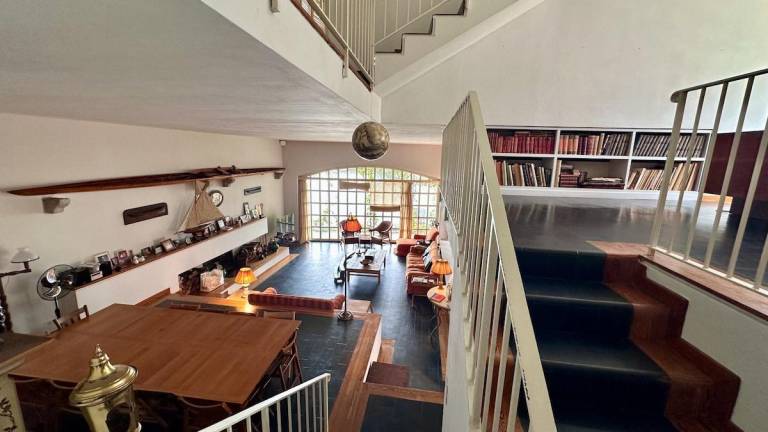 Villa on Lake Maggiore with Park and lake shore — photo 4