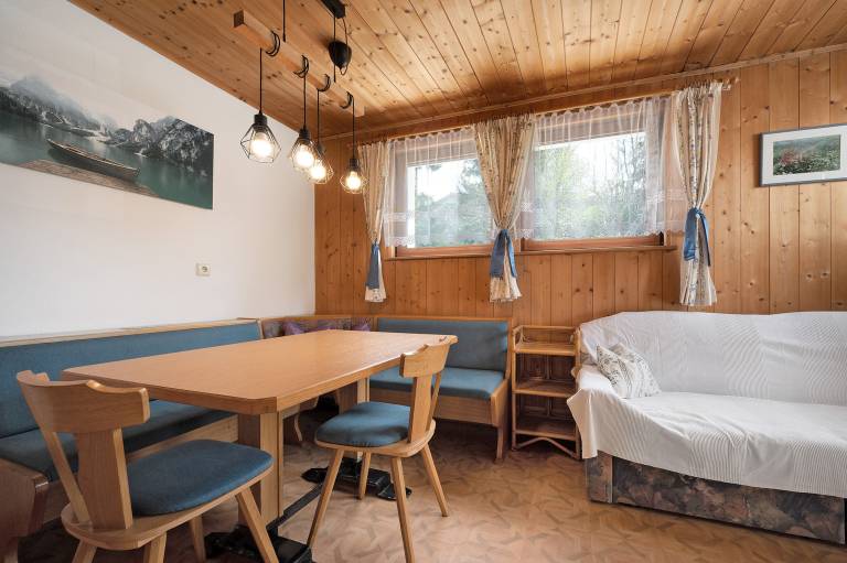 Holiday Apartment "Haus Mader 3" with Mountain View, Private Terrace & Wi-Fi — photo 3