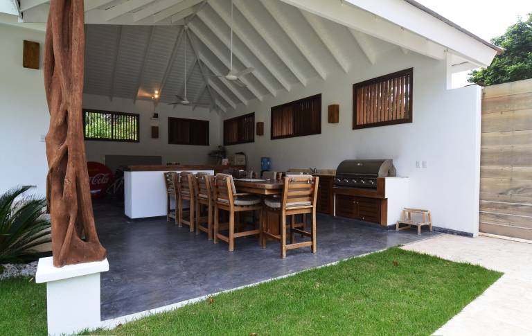 Villa with terrace, garden & private pool | Sea view — photo 5