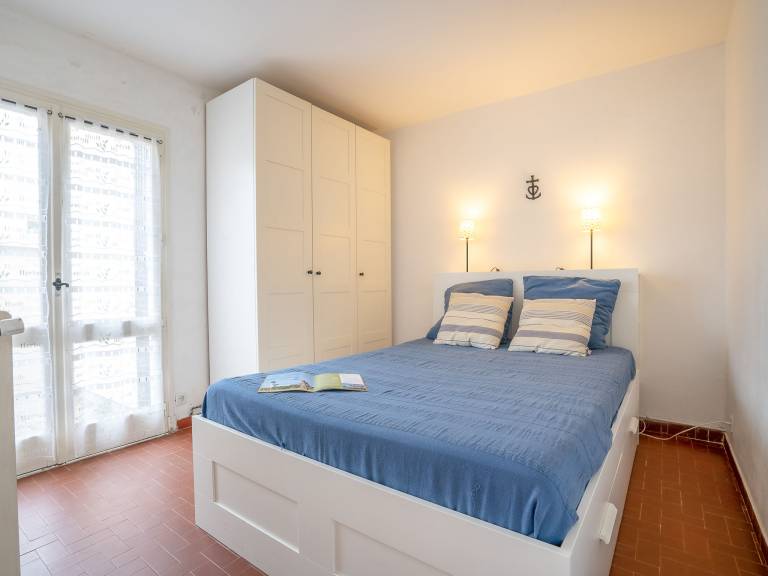 Vacation home with terrace & BBQ — photo 4