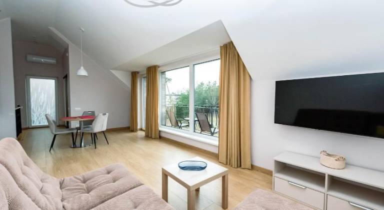 Rental apartment with terrace — photo 2