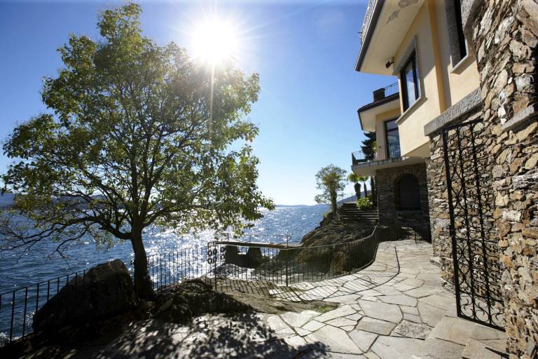 Villa with patio & garden | Mountain view | Good for workation — photo 5