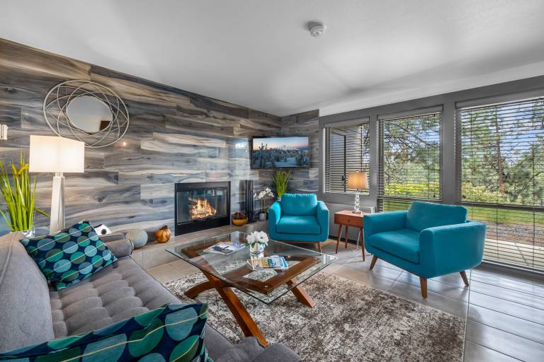 Condo  Bend