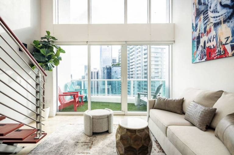 Condo Coconut Grove