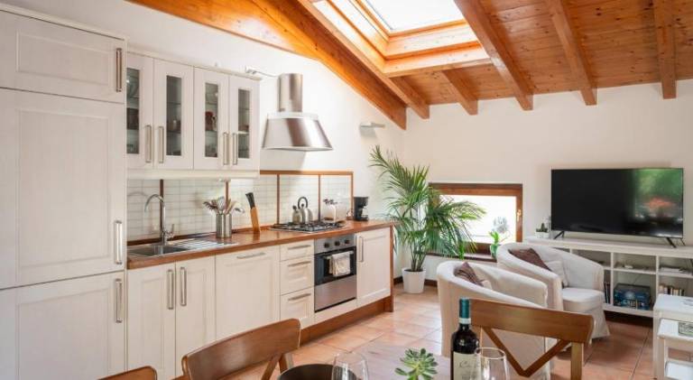 Child-friendly charming rental apartment with garden & patio | Pet-friendly — photo 2