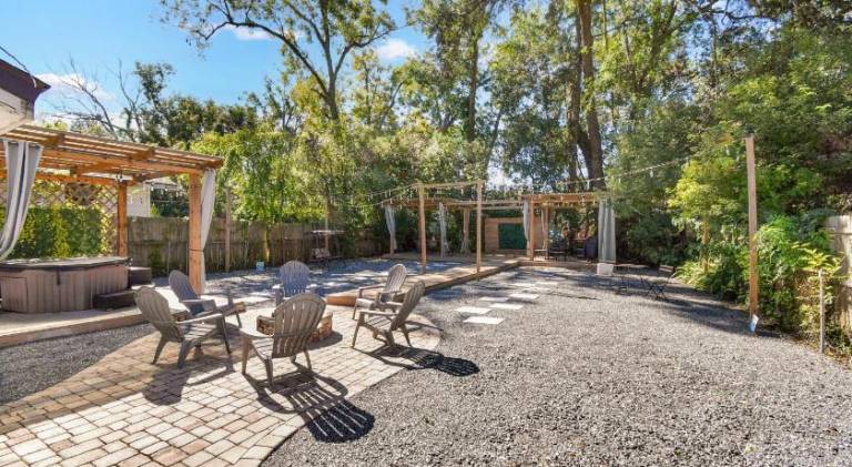 Charming vacation home with jacuzzi | Pet-friendly — photo 5