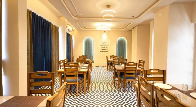 Alpine Stays By Oran Hotels — photo 3