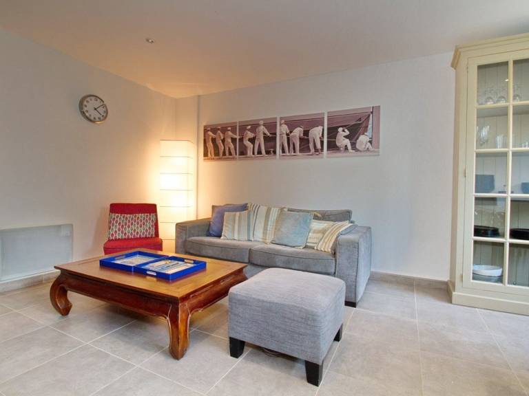 Apartment with 2 rooms for 4 persons — photo 3