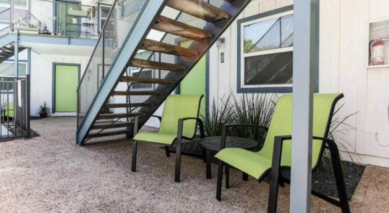 Apartment with pool | Near Zilker Botanical Garden | Perfect for remote work — photo 5
