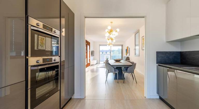 Serviced apartment with garden, jacuzzi & patio | Suitable for remote work — photo 5