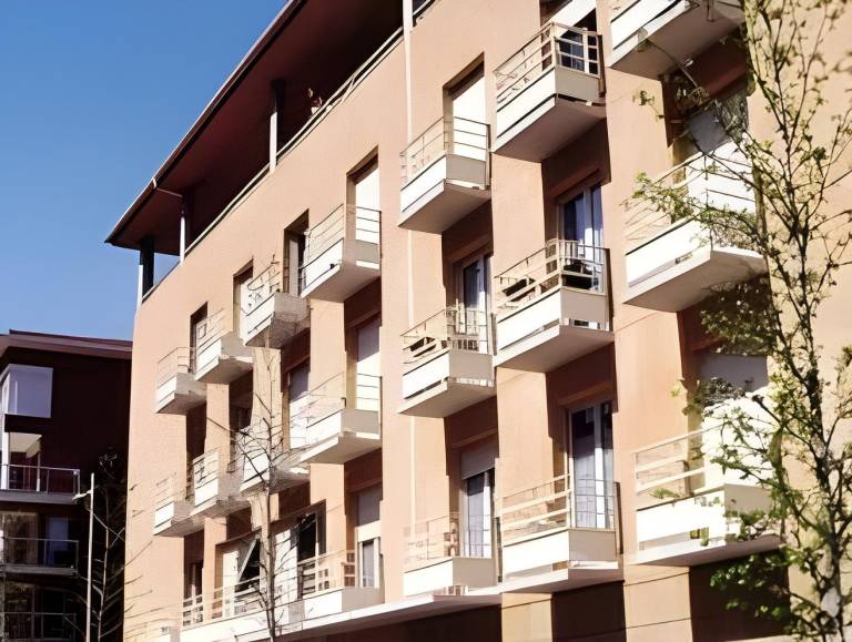 Serviced apartment for 127 persons in Meyreuil