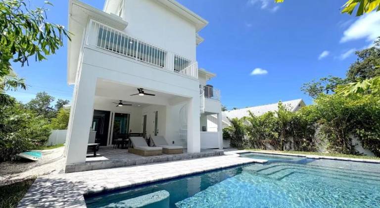Pleasant house with jacuzzi & pool | Pets are welcome — photo 4