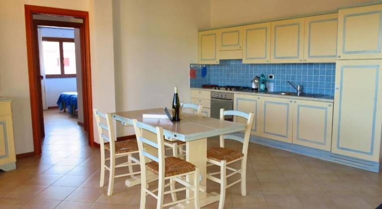 Rental apartment with terrace & garden — photo 5
