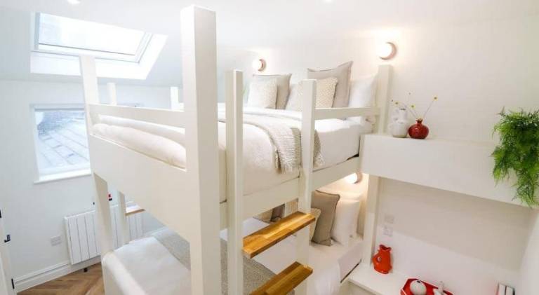 Holiday apartment | Next to Manchester Town Hall | Dogs allowed in Manchester