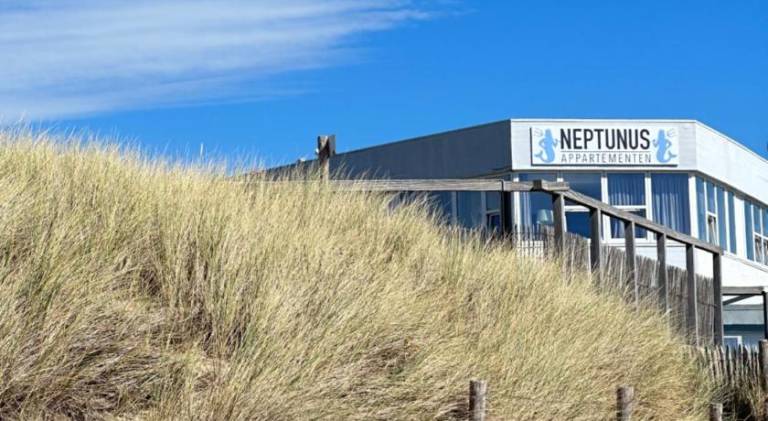 Serviced apartment with terrace in Egmond aan den Hoef