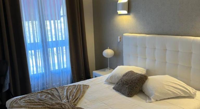 Square Hotel — photo 2