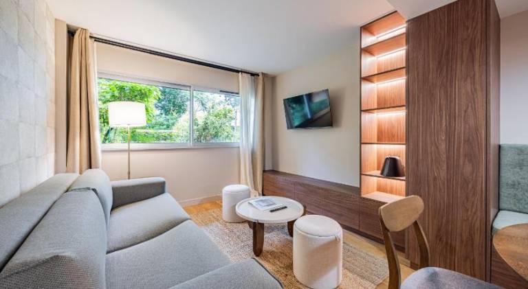 Apartment with pool | Close to Sacré-Cœur | Dogs allowed in Gennevilliers