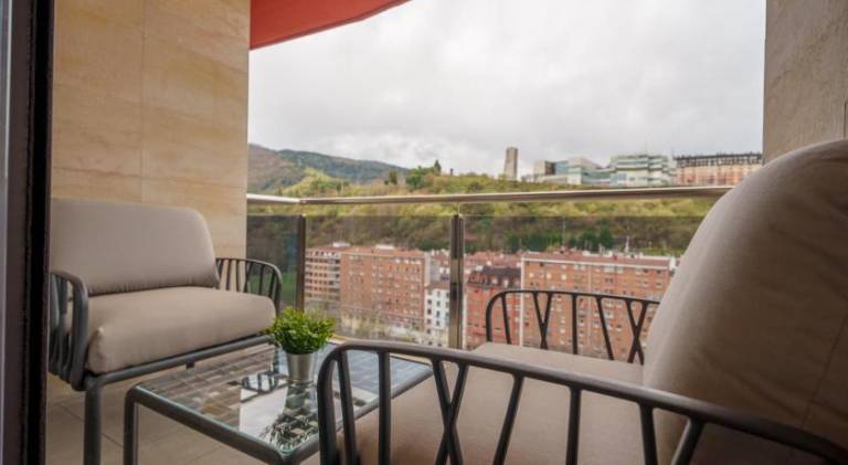 Apartment | Close to Mercado de la Ribera — photo 3