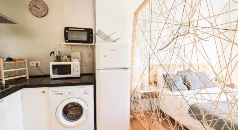 Fully equipped charming apartment with patio | Close to Alcazaba of Málaga | Dogs allowed — photo 3