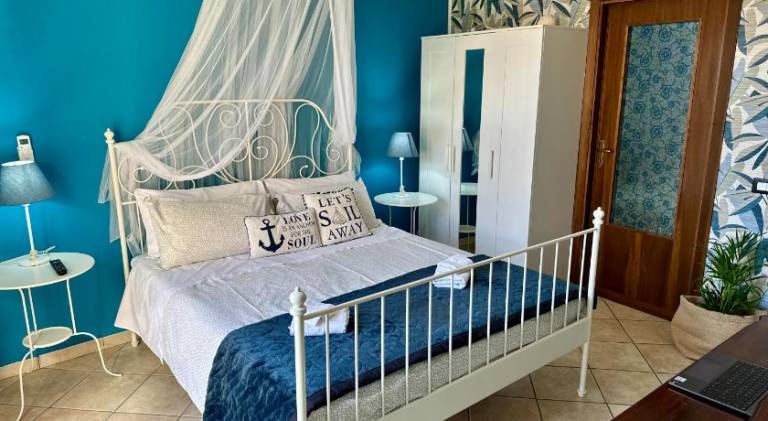Apartment with 2 rooms for 4 persons in Bagheria