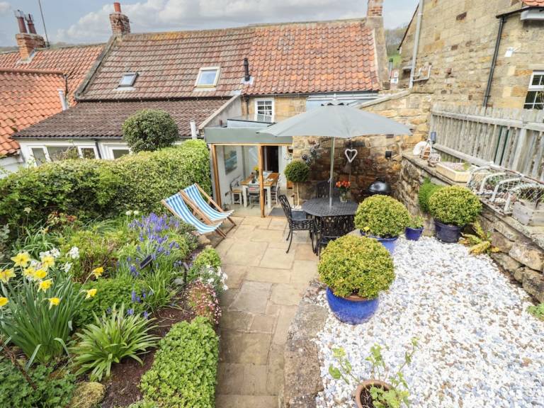 Cottage  Aislaby