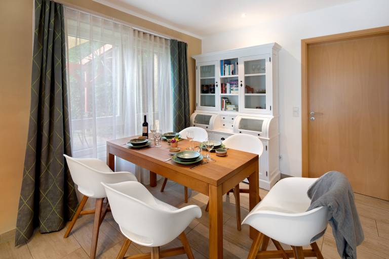 Holiday Apartment "Leben Am Weinberg" with Shared Terrace, Shared Garden & Wi-Fi — photo 5