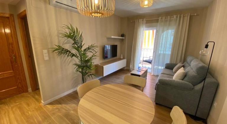 Rental apartment with pool | Beach nearby | Pet-friendly in Elche