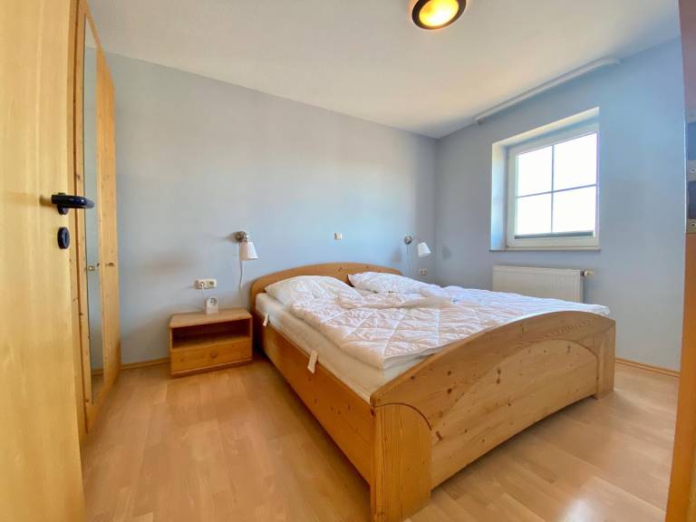 Ferienwohnung im 1.OG,  Komfortable Unterkunft mit Hafenblick in Bestlage — photo 4