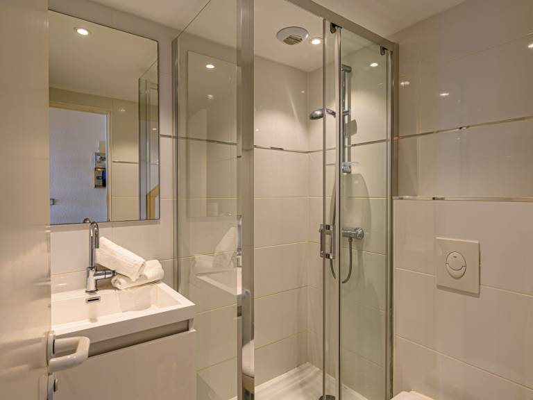 Rental apartment with patio | Sea view | Next to the beach | Suitable for remote work | Pets are welcome — photo 5