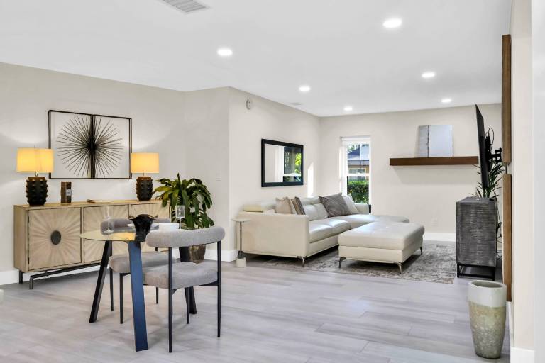 Family-friendly nice house with private pool, hot tub & fast internet | River view | Perfect for remote work | Pet-friendly — photo 5