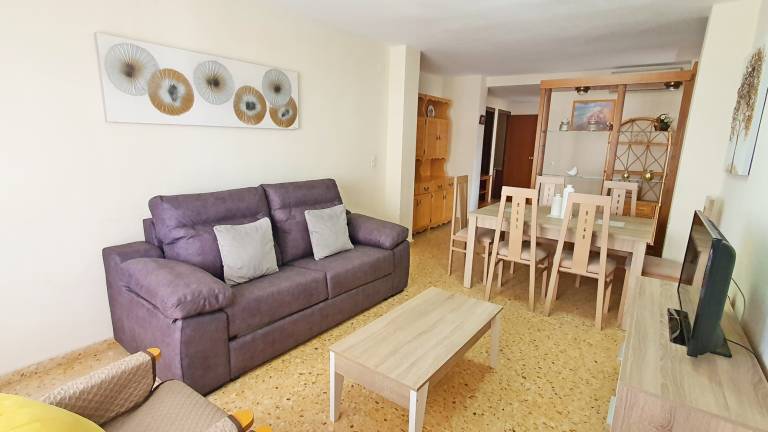 Holiday apartment with pool, yard & terrace — photo 5