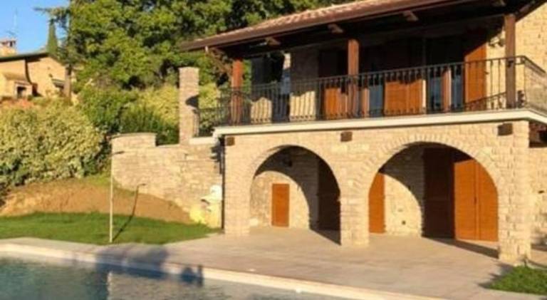 House with patio, garden & private pool — photo 3