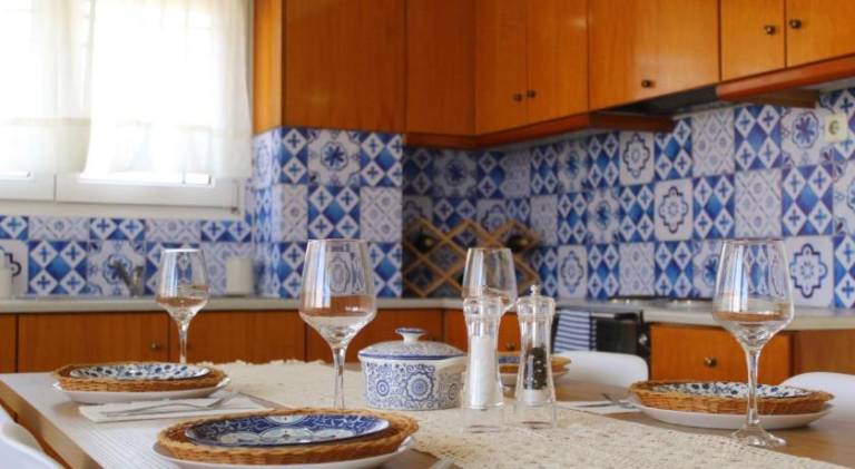 Holiday apartment with 2 rooms for 5 persons in Lemnos