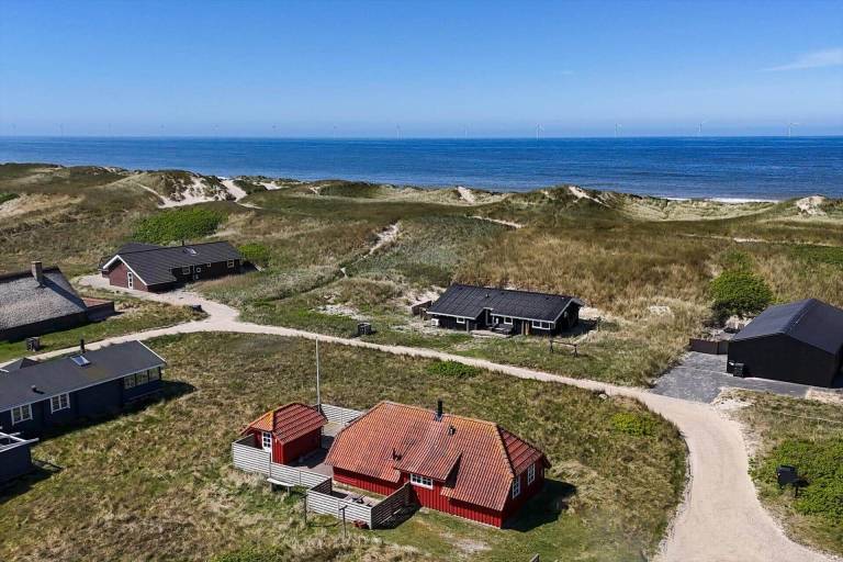 Nice house with barbeque & terrace | Next to the beach | Pets are welcome — photo 2
