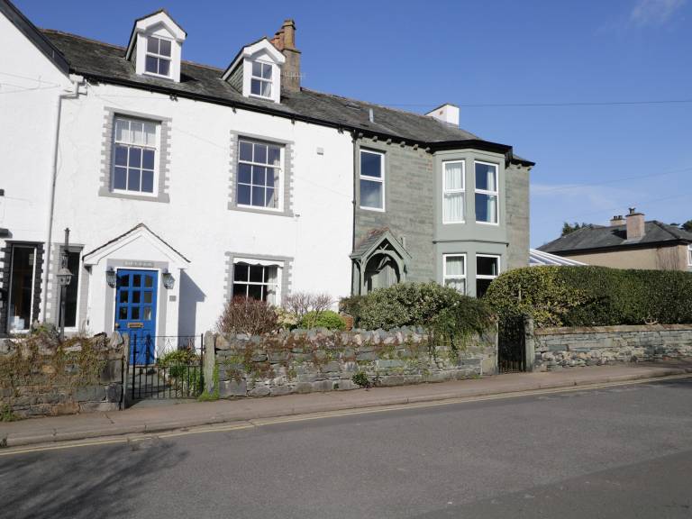 Child-friendly cottage with terrace & garden | Dogs allowed in Keswick