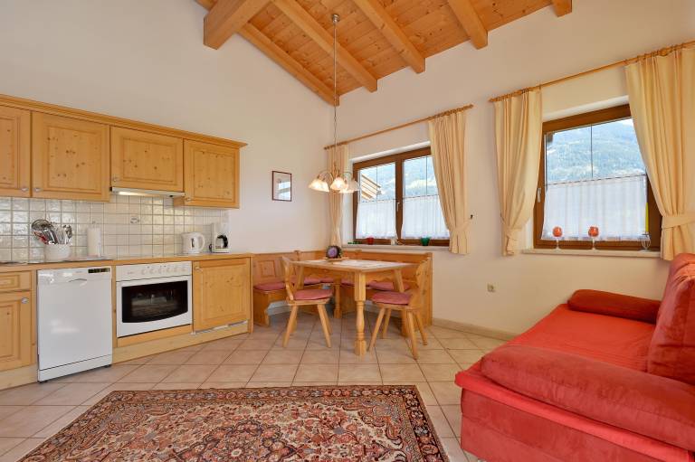 Children-friendly lovely rental apartment with garden, terrace & BBQ | Dogs allowed — photo 2