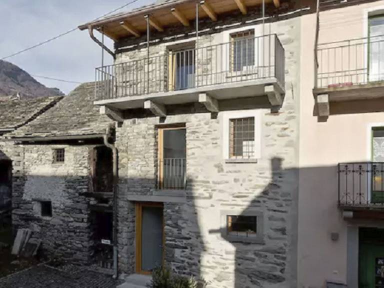 Ferienhaus  Maggia TI