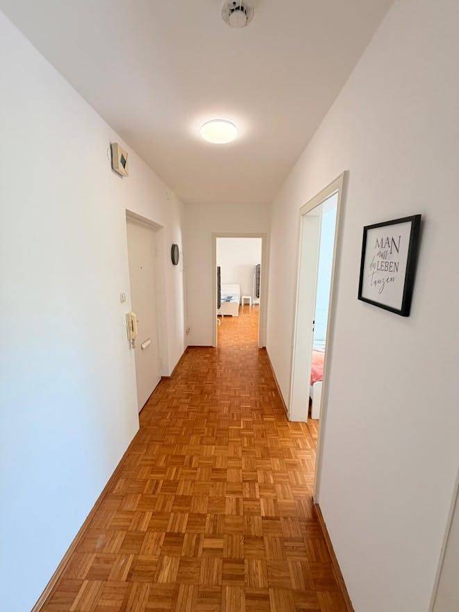 58 M² Apartamento ∙ 5 Habitaciones ∙ 1 Huésped - Múnich