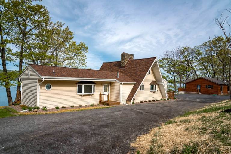 House Burdett