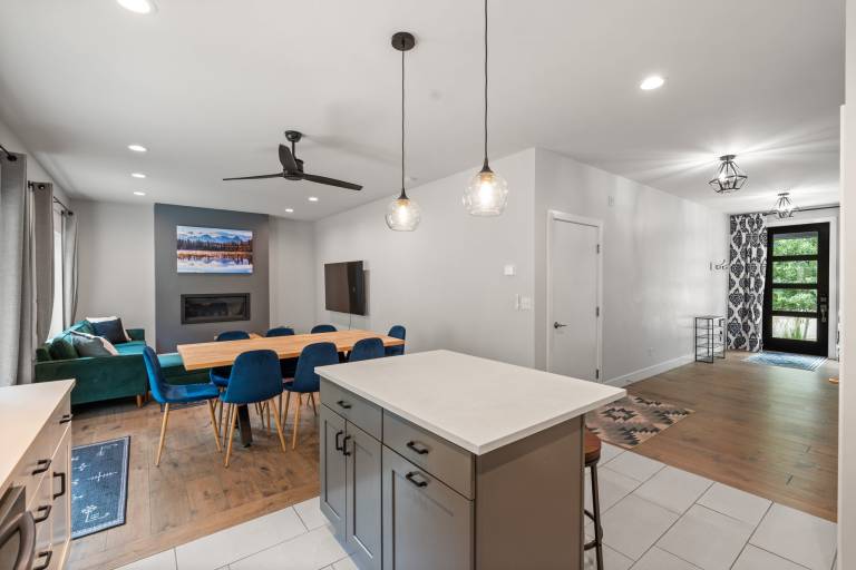 House with hot tub | Mountain view — photo 5