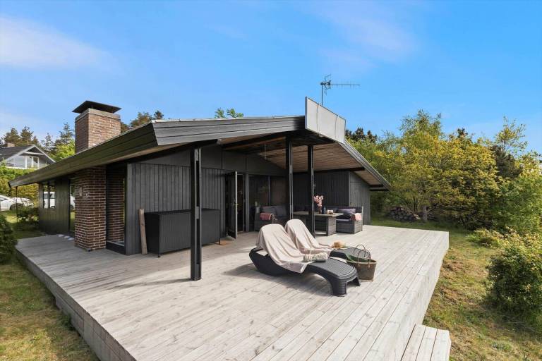 House with barbeque & patio | Sea view in Ebeltoft