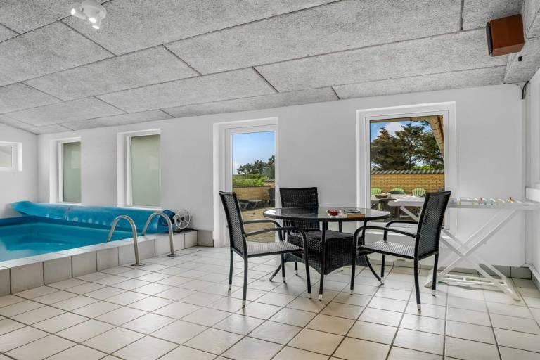 Fully equipped lovely house with patio, pool & sauna | Pets are welcome in Harboore