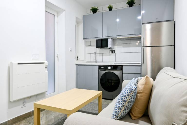 Rental apartment with 1 room for 3 persons — photo 2