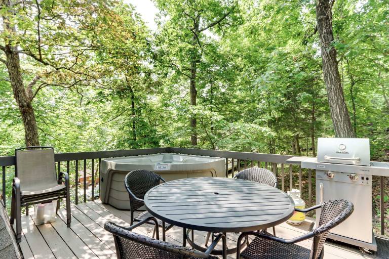 Families w/ Pets! Lake-View Osage Beach Home — photo 2