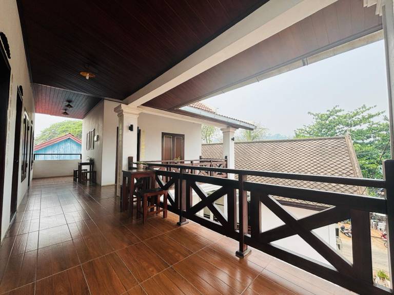 House | Near Phou Si | Water view — photo 5