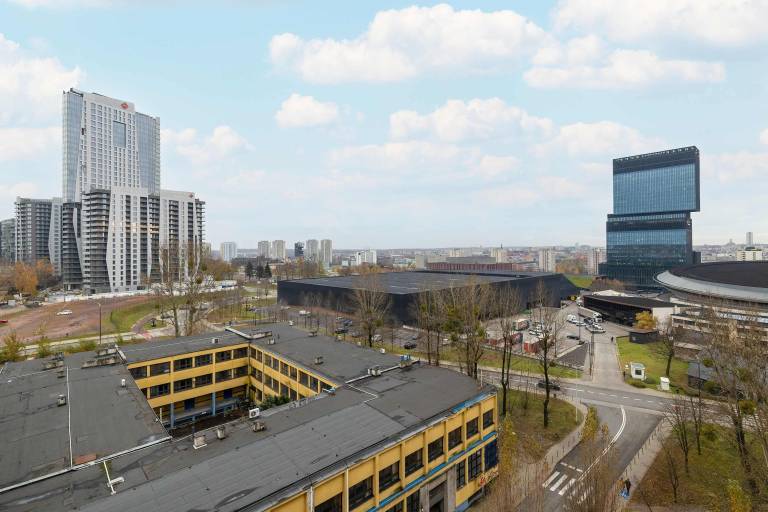 Comfortable 1-Bedroom Apartment with Balcony in Katowice by Noclegi Renters — photo 5